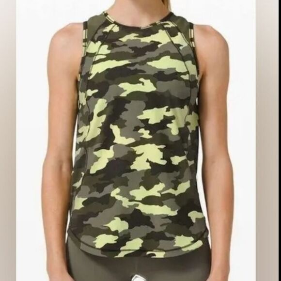 🐢 Lululemon Sculpt TankHeritage 365 Camo Crispin Green Multi / Medium Olive - Picture 1 of 2